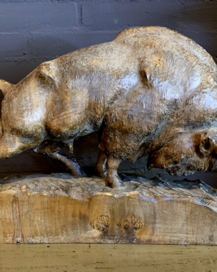 antique-hand-carved-bison-1947977-en-max