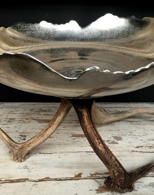 High grade bowl made of deer antlers