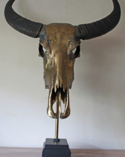 special-high-quality-metallized-bronze-skull-of-a-water-buffalop-942451-en-max