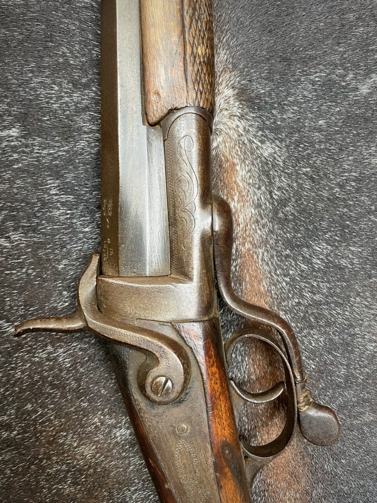 Hunting rifle antique, for decoration