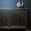 Groot antiek dressoir met fraaie donkere patina