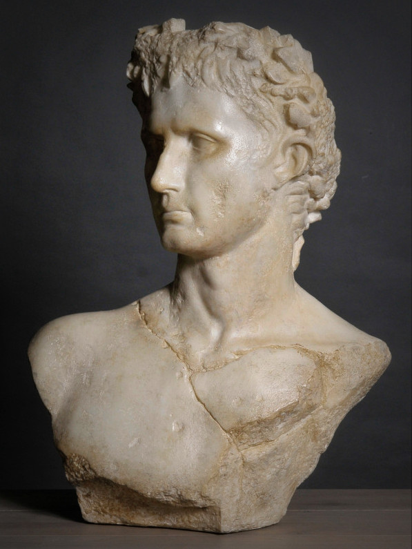 Kaiser Augustus - Römischer Louvre. Marmor Replik