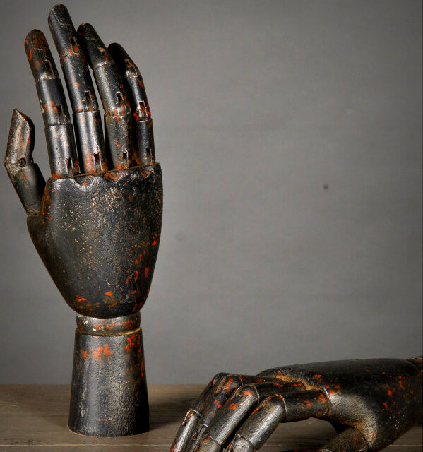 black-articulated-wood-hand